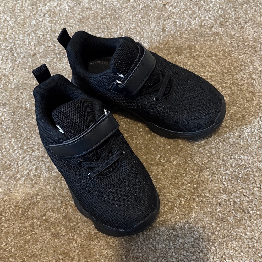 Like new Hiphop sneakers